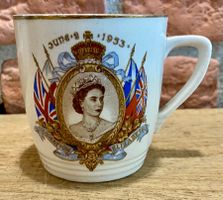 1953 QUEEN ELIZABETH Krönung Souvenir Tasse - London England
