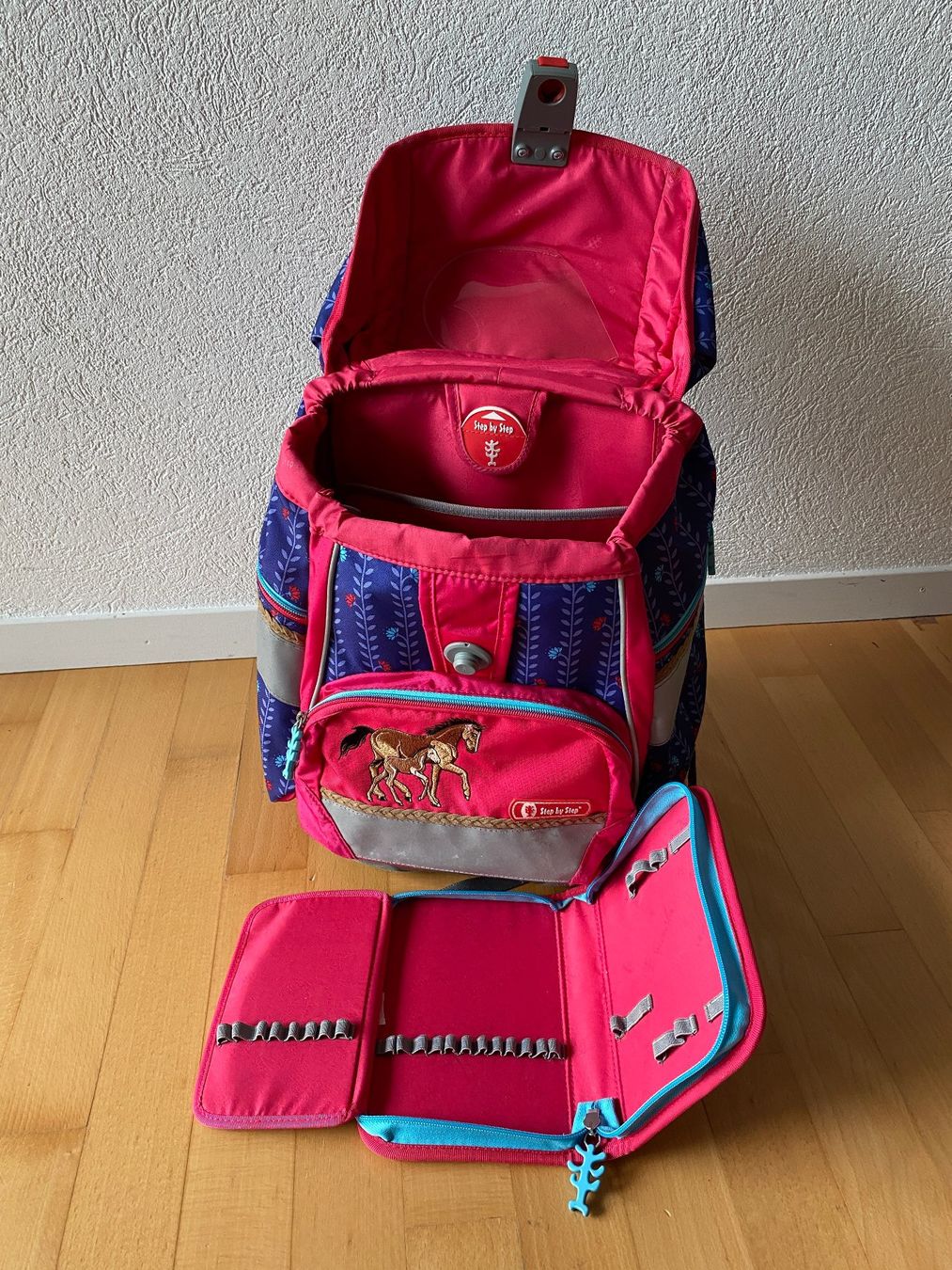 Step by Step Kindertaschen: Schulthek Pferde – Gebraucht aus Zürich von ___Kuebler 2