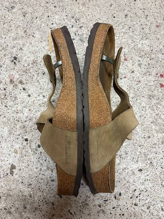 Birkenstock Scarpe da donna: Birkenstock gizeh 38 – Usato da Zürich venduto da sho_9b69 1
