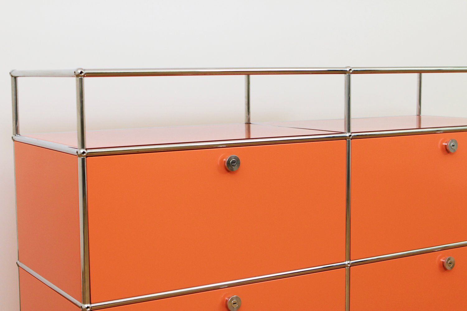 USM Kommoden: USM Haller Sideboard // UPCYCLED // NEUE FARBEN – Neu (gemäss Beschreibung) aus Affoltern am Albis von StudioStandard 3