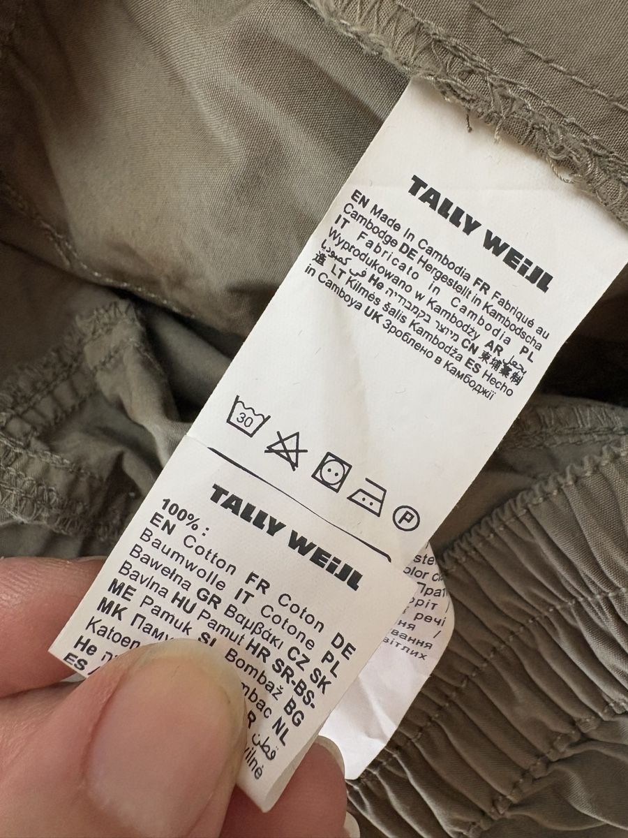 Tally Weijl Pantaloni: 2 Shorts Gr. 42 von Tally Weill – Nuovo (secondo la descrizione) da Rümlang venduto da euqinom16 3