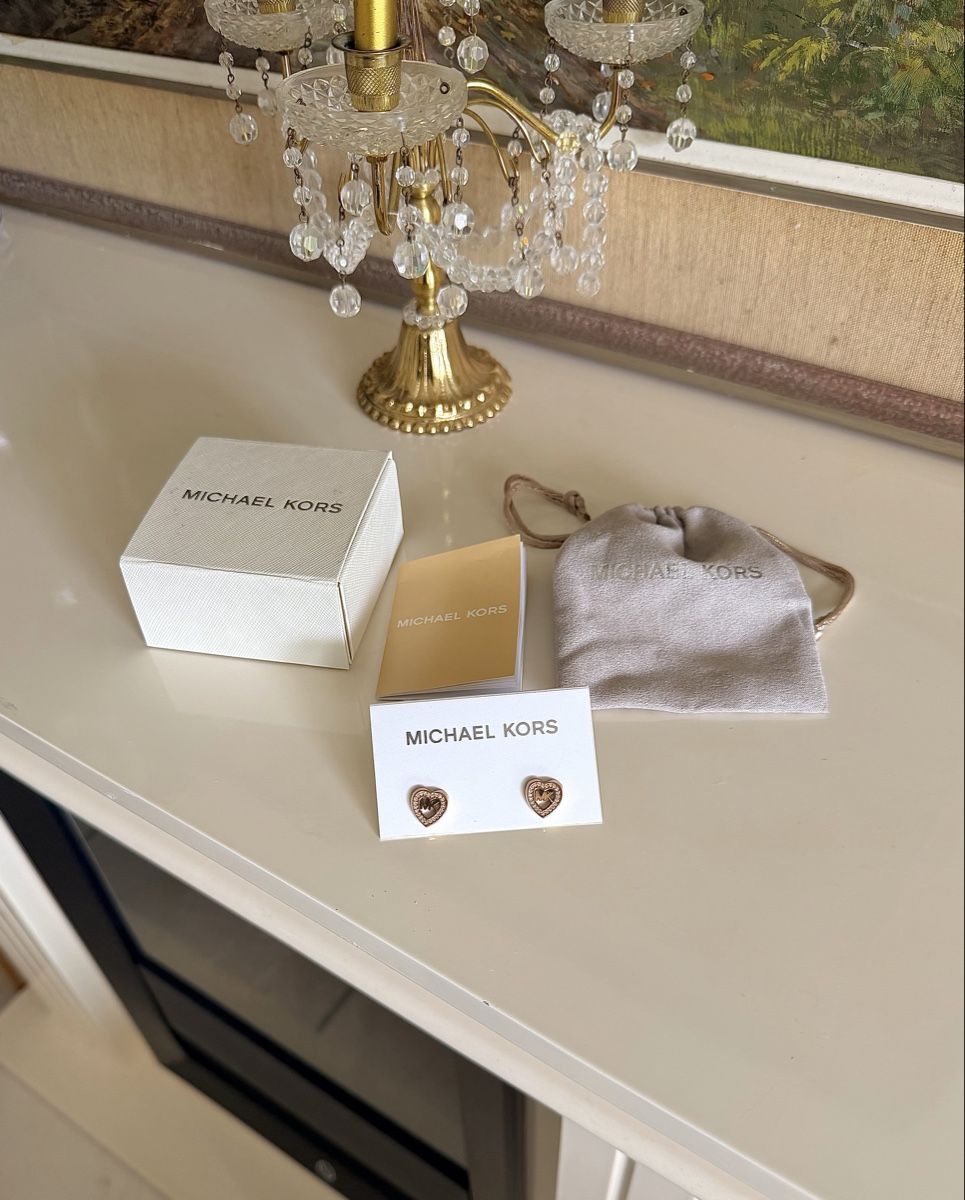 Michael Kors Orecchini pendenti & Orecchini a lobo: MICHAEL KORS Ohrringe Roségold neu – Nuovo e nell'imballaggio originale da Bonstetten venduto da AngelaF23