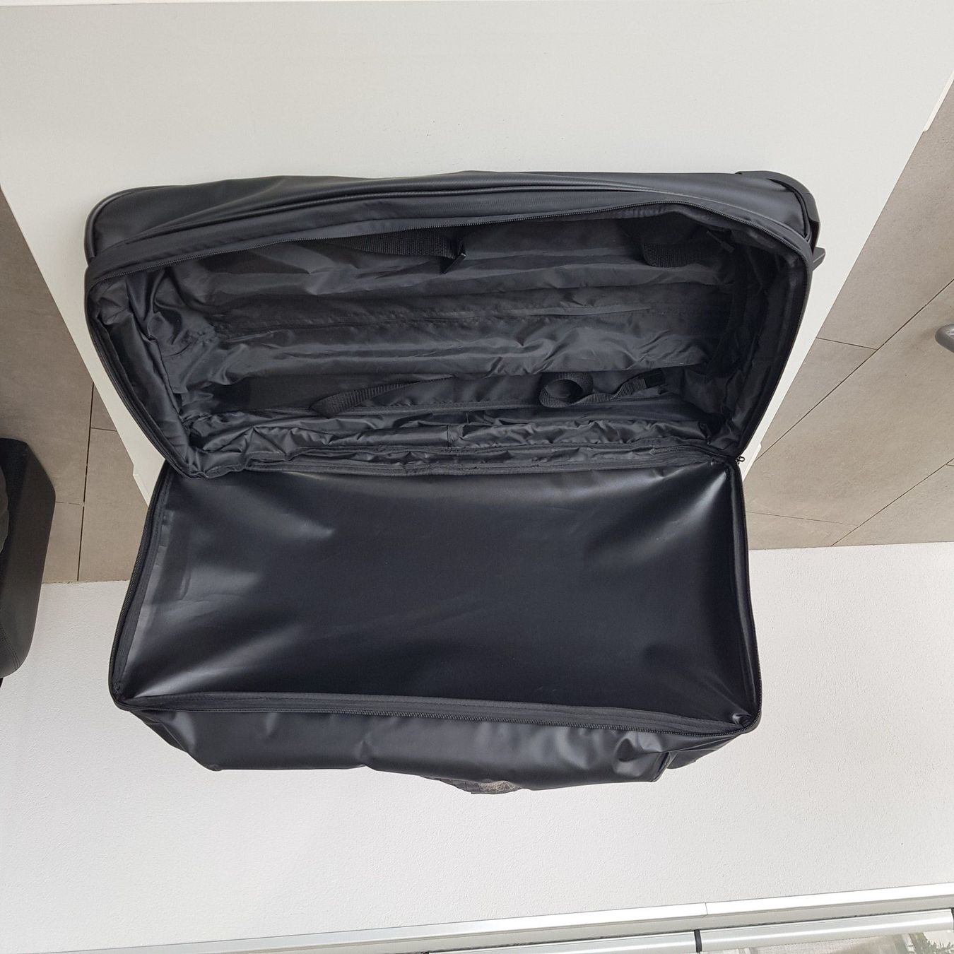 Sacs: Reisetasche - Travelite Basic Plane 71 cm – D'occasion à Liestal par maverick_47 2