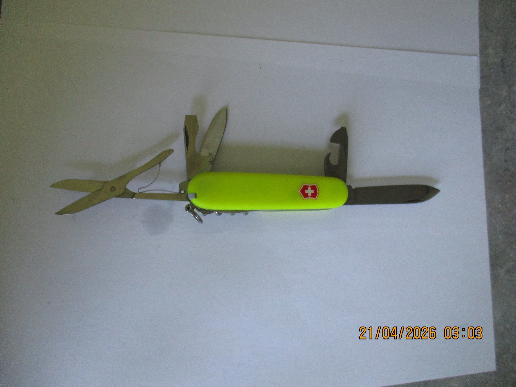 Victorinox Coltelli tascabile: Viktorinox Stay Glow Taschenmesser – Nuovo e nell'imballaggio originale da Solothurn venduto da Merschweinchen 4
