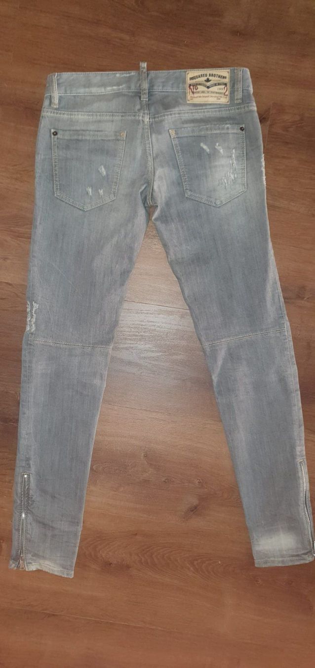 Dsquared2 Jeans: Jeans Dsquared2 - IT42 – Nuovo (secondo la descrizione) da St-Sulpice VD venduto da juhdu 2