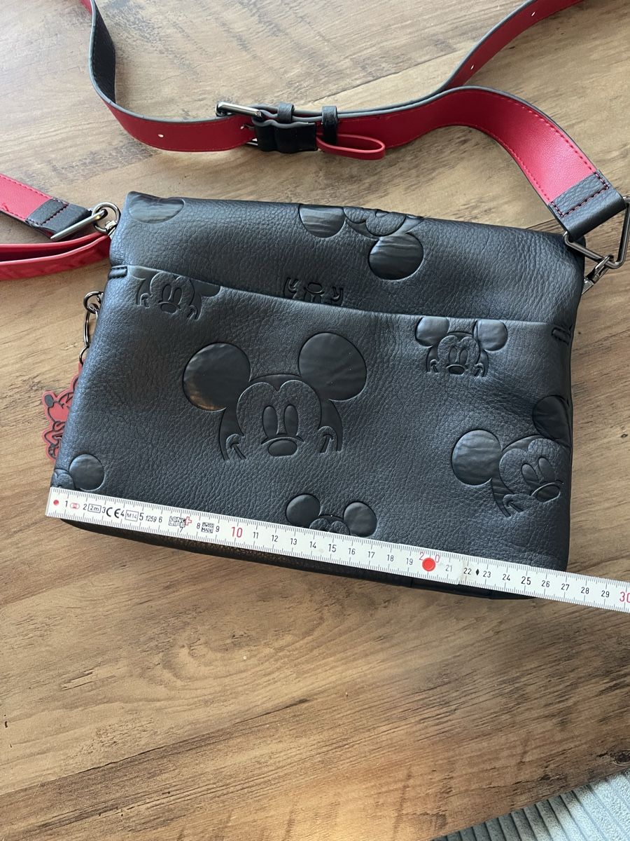 Disney Taschen für Damen: Desigual Disney Tasche  – Gebraucht aus Dübendorf von olh_rs5r 7
