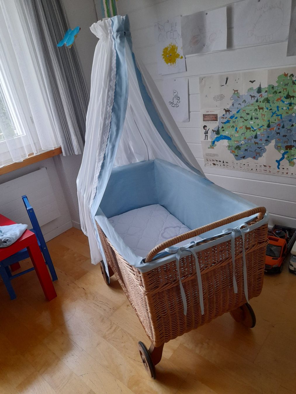 Culle: Stubenwagen – Usato da Oberriet SG venduto da Rhein7