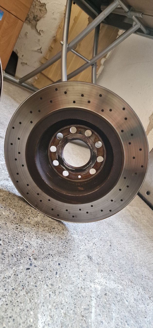 Brembo Tutti pezzi di ricambio auto: Disques Brembo Xtra Audi A3/S3 Facelift – Usato da Vernier venduto da dyl_8v8k 8