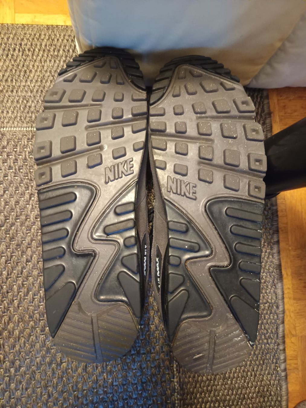 Nike Herrenschuhe: Nike Air Max 90 – Gebraucht aus Genève von Maxou84 3