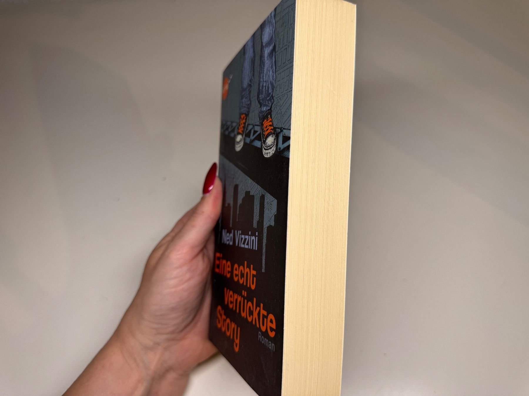 Libri: BUCH: Ned Vizzini, Eine echt verrückte Story – Usato da Grosswangen venduto da Kleine.Knoepfe 1