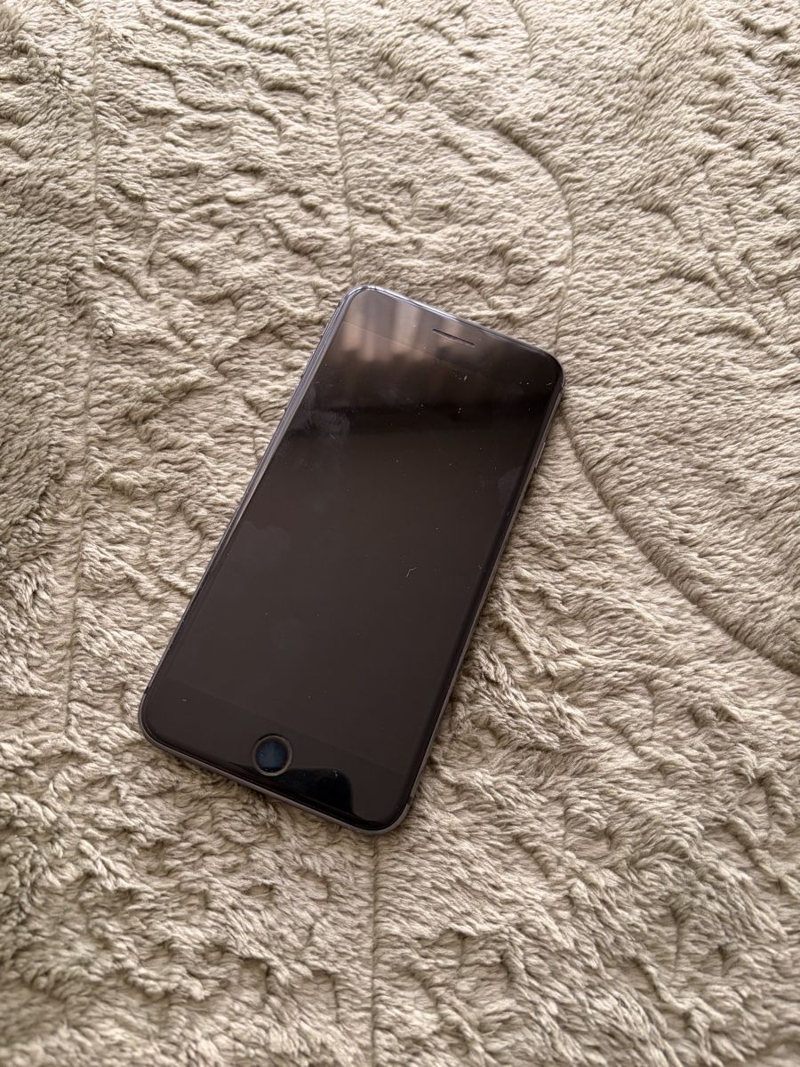 Apple Telefoni cellulari / Smartphones: Iphone 8 Plus – Usato da Burgdorf venduto da ata_wk2z 1