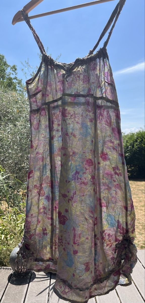 Nile Robes: Robe légère Nile  – D'occasion à La Neuveville par VivreLibre