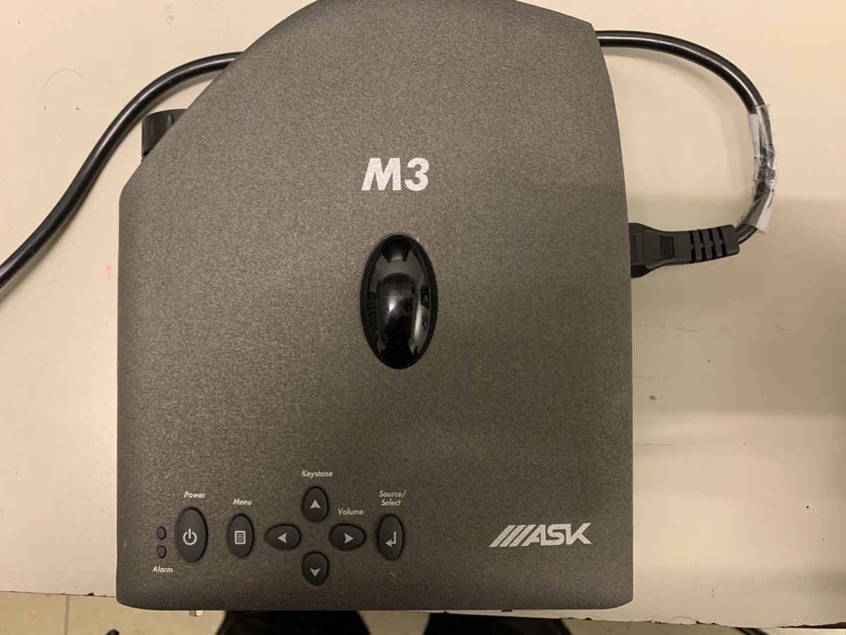 3M Proiettori: ASK M3 XGA DLP Beamer – Usato da Opfikon venduto da Safside 2