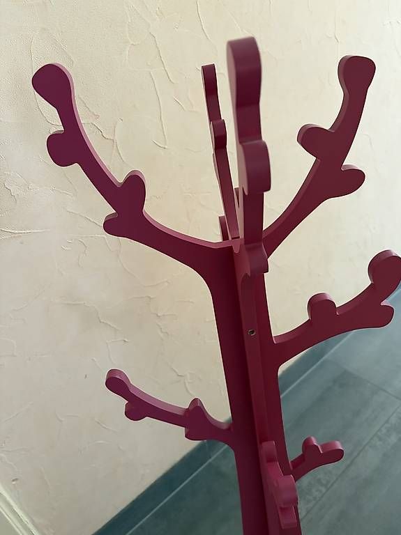 Guardaroba: Porte-habit enfant – Usato da Sion venduto da Nelsonkatz 2