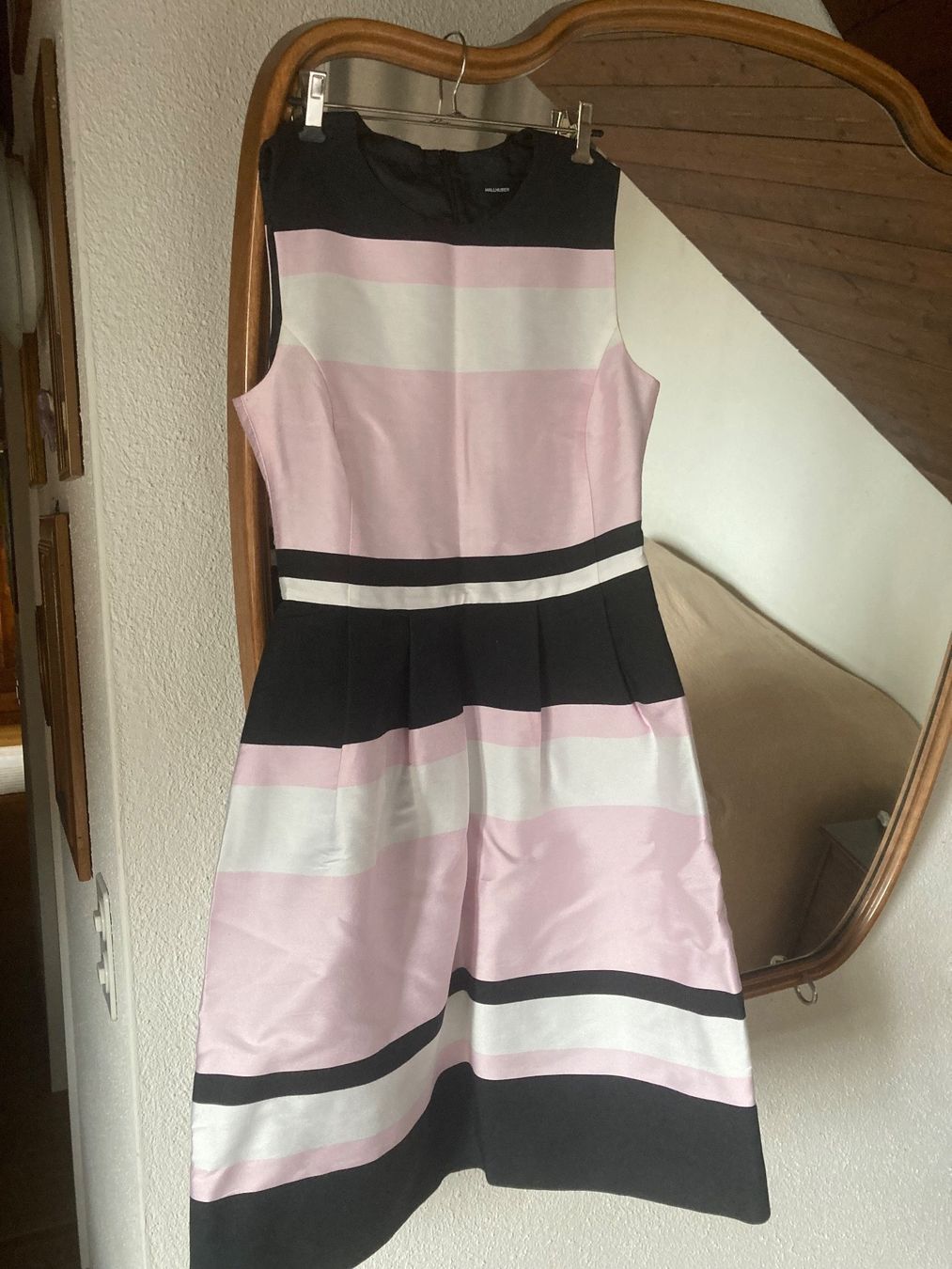 Hallhuber Vestiti: Hallhuber Cocktail Kleid – Usato da Luzern venduto da AM2nd