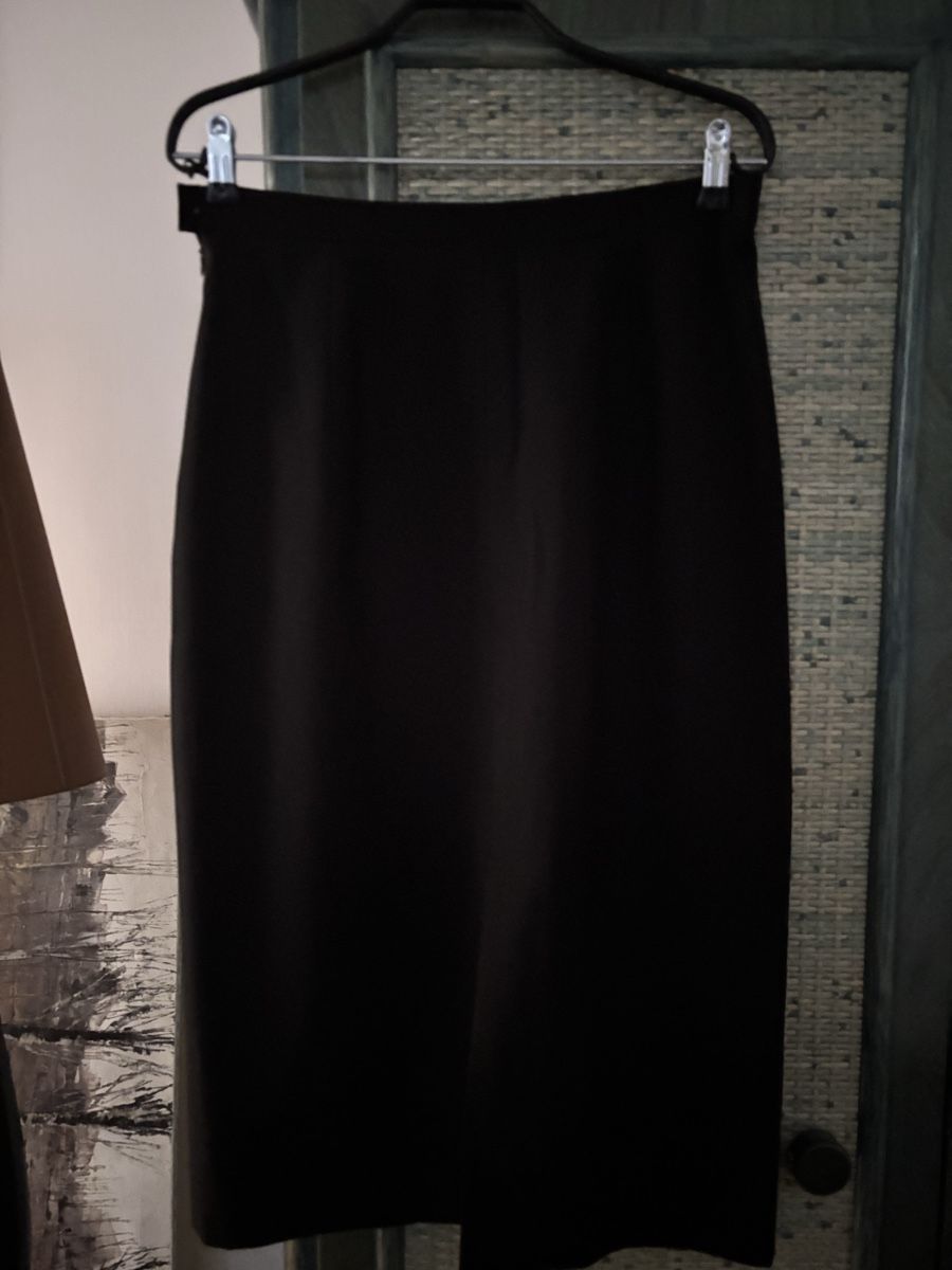 Burberry Gonne: Jupe Burberry's noire élégante tailleur chic 38 – Usato da Genève venduto da ati_tj8f