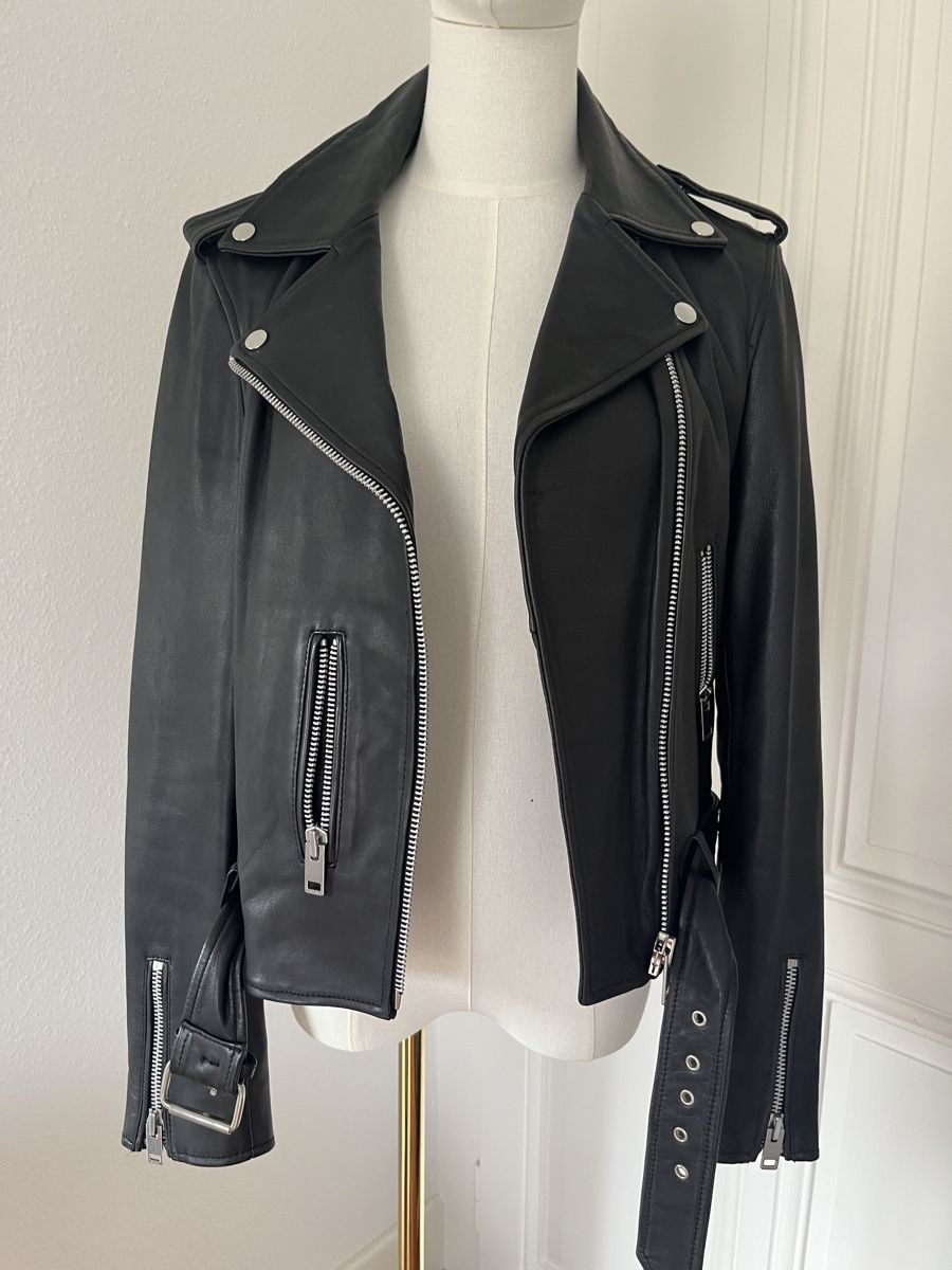 Giacche: Walter Baker Leather Biker Jacket - Size M - Chic Style! – Usato da Mies venduto da nic_yk5d 5