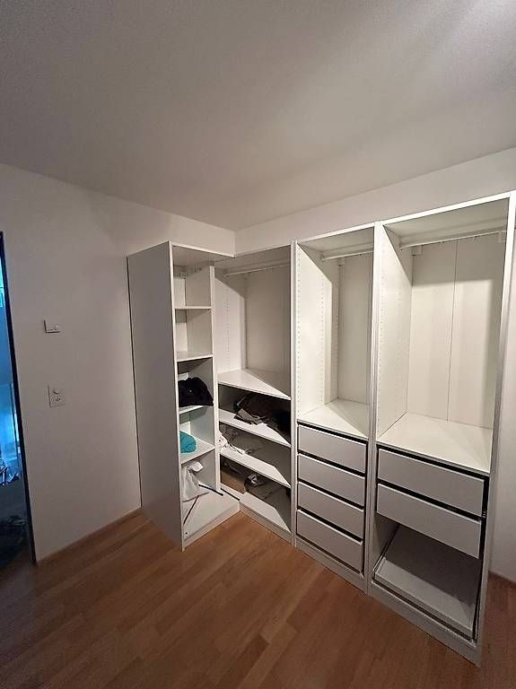 Ikea Armadi: Pax Ikea Eckschrank – Usato da Neftenbach venduto da Attack7