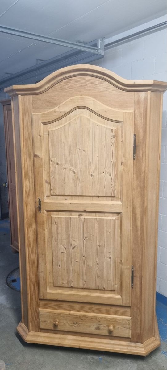 Armadi: Schrank aus Holz – Usato da Lupfig venduto da aly_ssv2 2