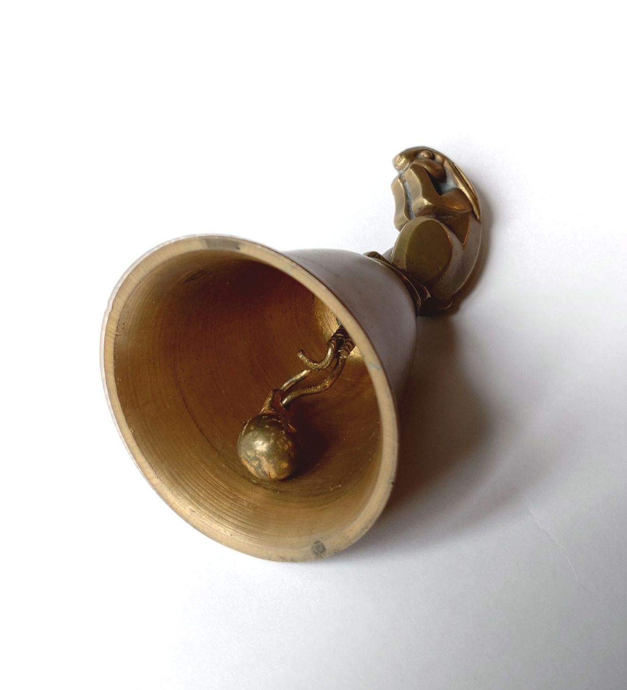 Glocken & Treicheln: Clochette de table ancienne en bronze, milieu XXe siècle  – Gebraucht aus Genève von jmt_m29h 2