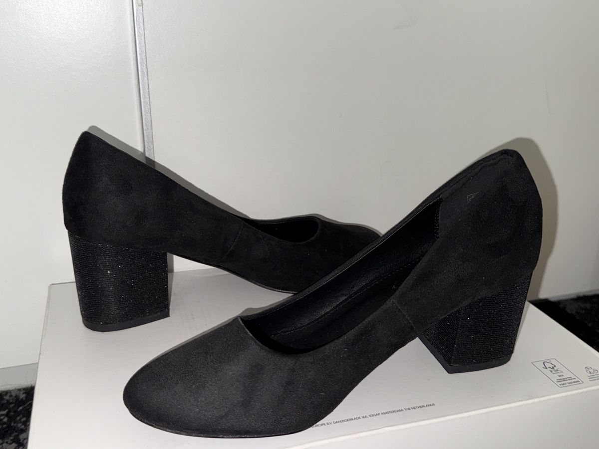 Chaussures femmes: Pumps schwarz Damen Grösse 39 – Neuf (Voir description) à Schlieren par kle_dis