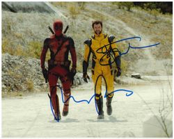 RYAN REYNOLDS & HUGH JACKMAN - handsigniert (20x25cm) COA
