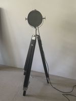 Stehlampe