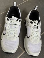 Weisse Sneaker Gr. 38