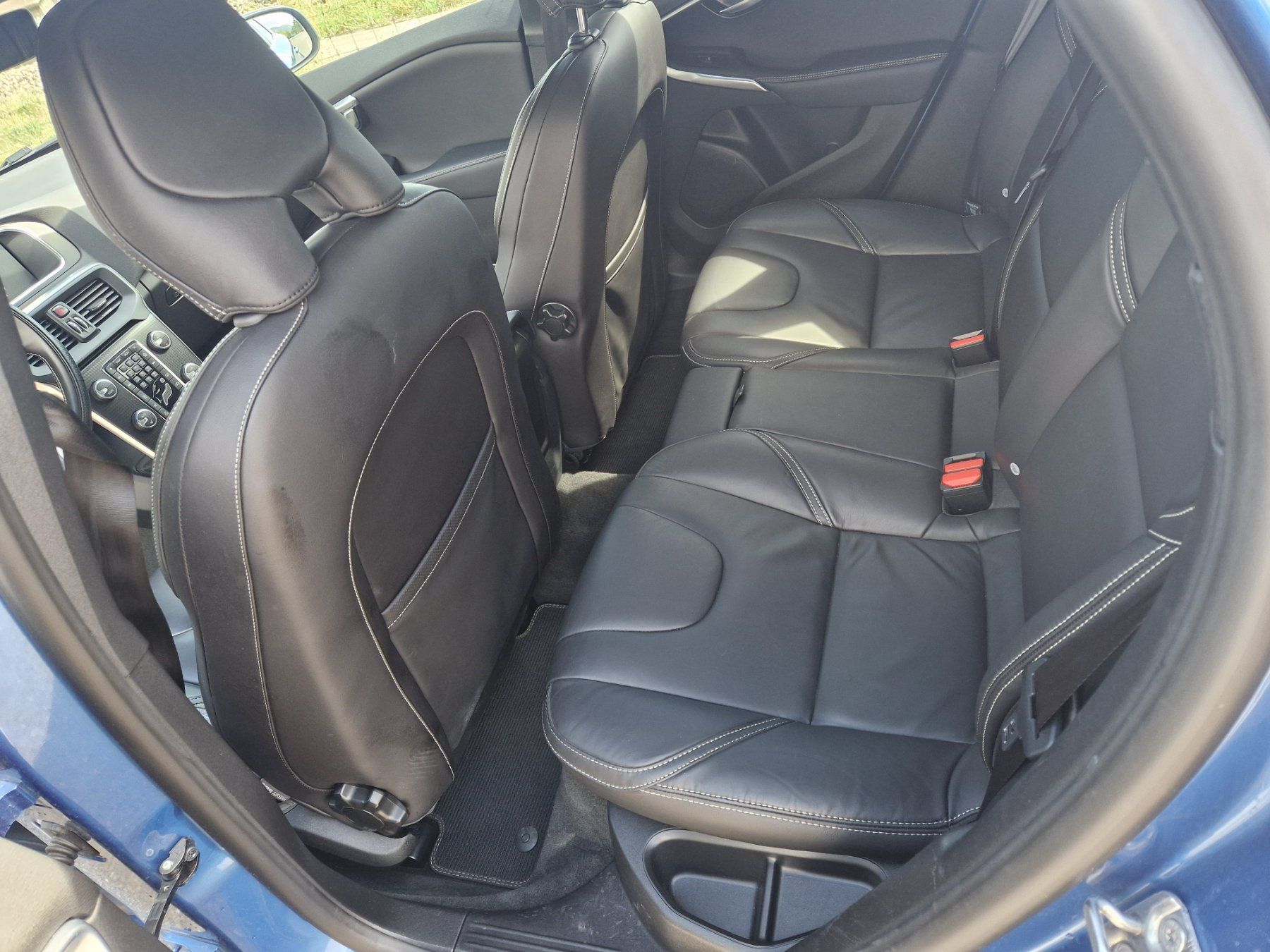 Volvo Automobili: Volvo V40 R-Desing – Usato da Bettlach venduto da Rocco2000 4