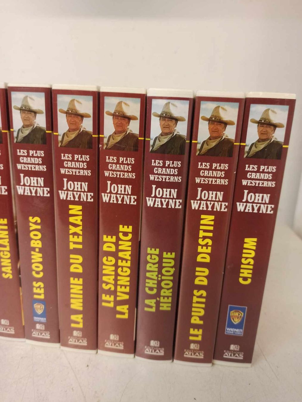 Tutti i VHS: 18 X VHS JOHN WAYNE – Usato da La Chaux-de-Fonds venduto da Emmaus2300CDF 2