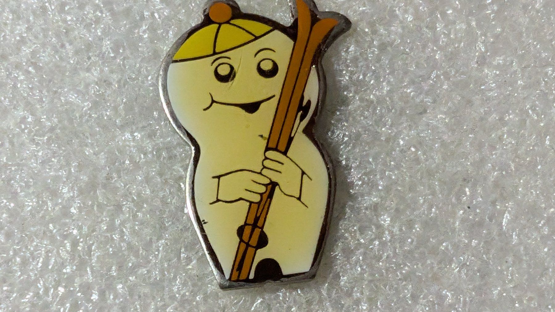 Placchette & Badge: Ansteckpin 217: Maga Bio – Usato da Oppligen venduto da Pin-Fall-Shop