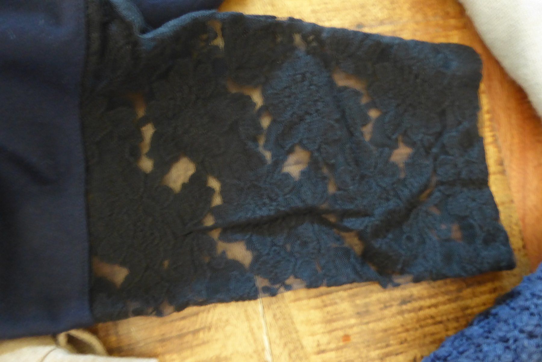 Kleiderpakete: 7 Pullover Gr M H&M Benetton Vero Mode ect – Gebraucht aus Sargans von Benziner 4