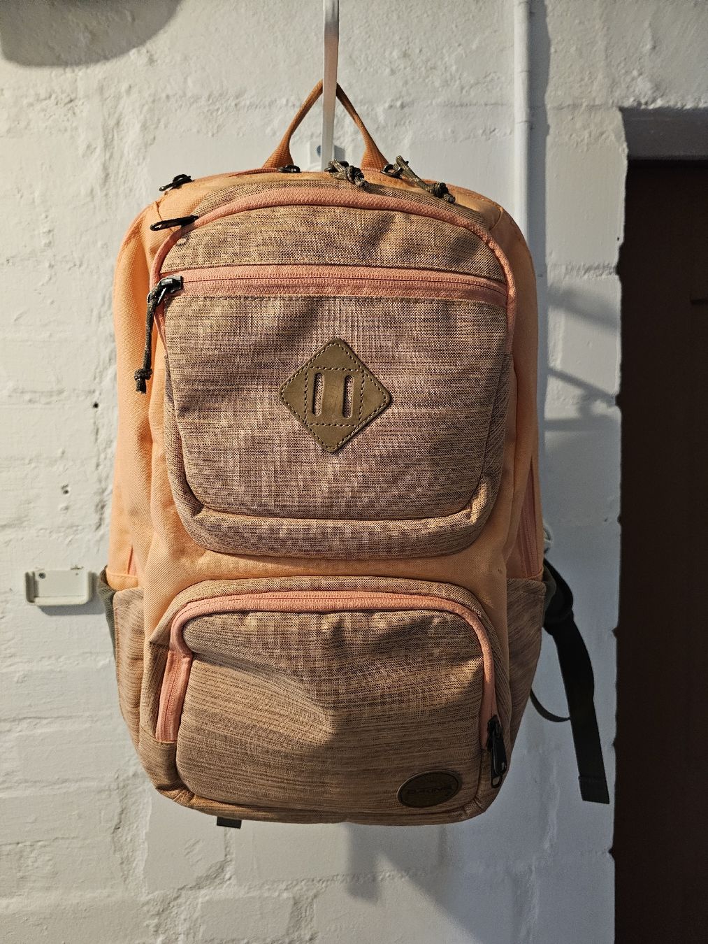 Dakine Zaini: Dakine Rucksack (korall) – Usato da Hendschiken venduto da Nic_Sta