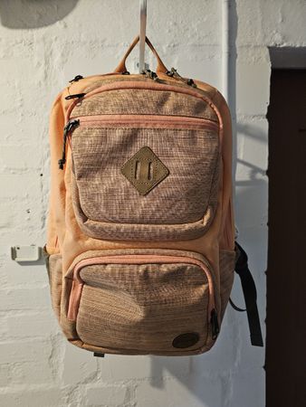 Dakine Rucksack (korall)
