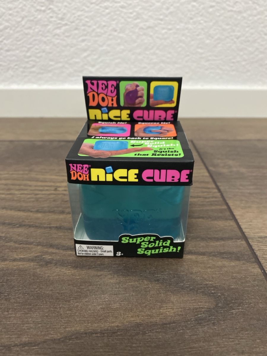 Giocattoli: Original NeeDoh Nice Cube Blau – Neu & ungeöffnet – Nuovo e nell'imballaggio originale da Glis venduto da Bekri
