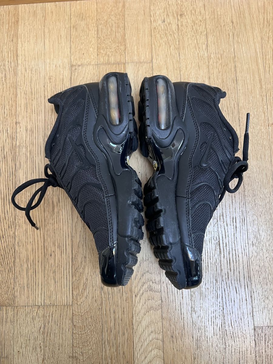 Nike Scarpe da uomo: Schwarze Nike TN Air Max Plus, 36.5 – Nuovo (secondo la descrizione) da Ostermundigen venduto da Steff18 1