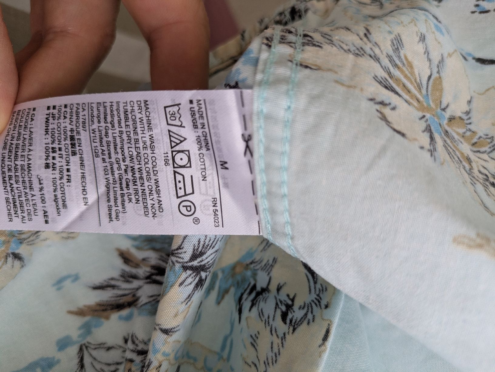 Camicie: Leichte Sommerhemd kurzarm PALMENDESIGN M von GAP – Usato da Rorschach venduto da joh_v2y2 3