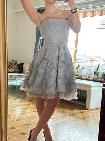 Vera Wang wedding guest dress (XXS)