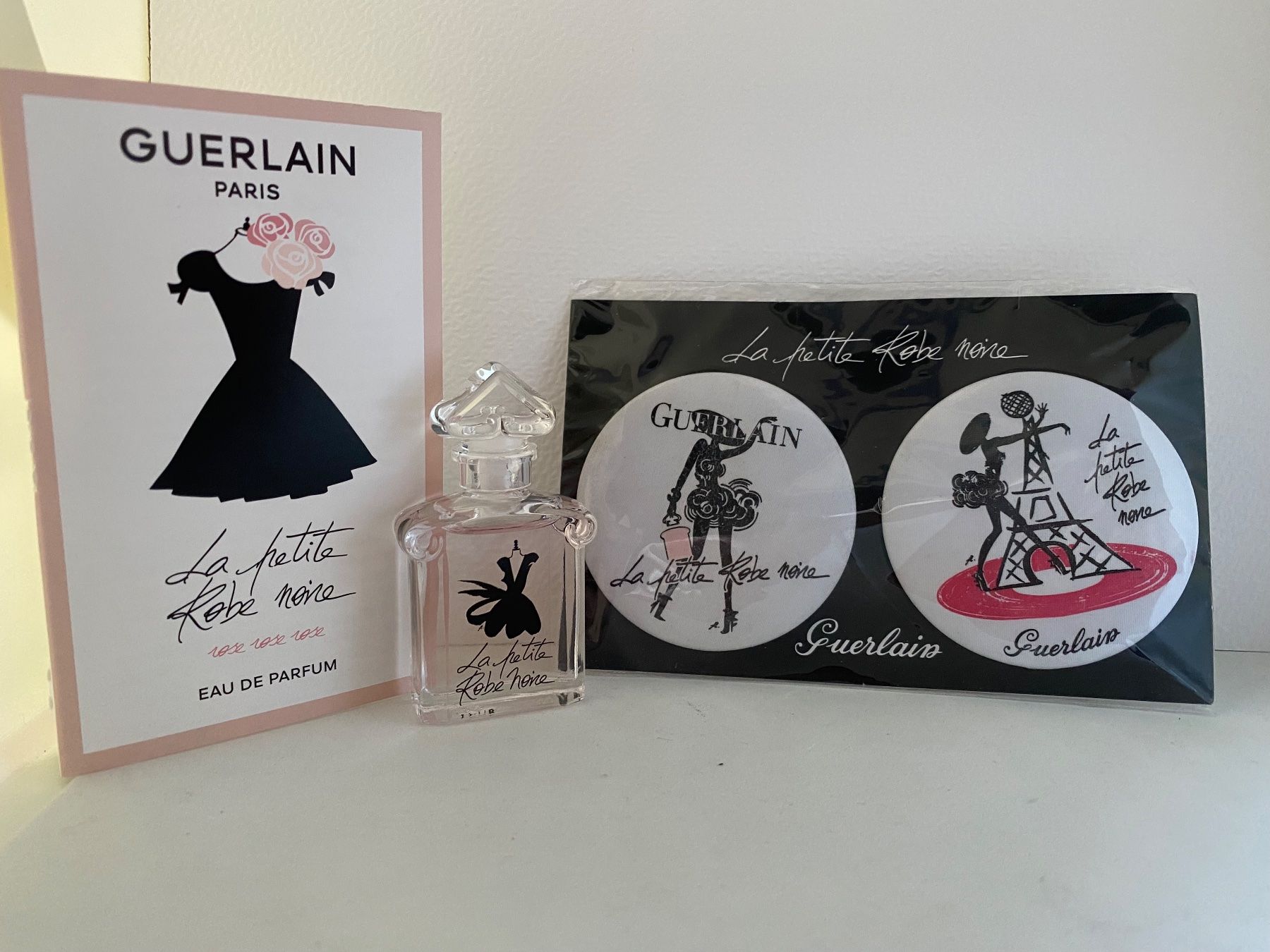 Guerlain Parfum & Eau de Toilette: Miniatures La petite Robe noire Guerlain – Neu (gemäss Beschreibung) aus Bouveret von wes_7zll