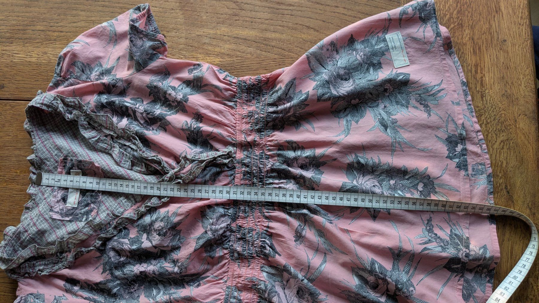 Odd Molly Camicette: Odd Molly, Bluse, kurzärmlig, Gr. 1, rosa gemustert – Usato da Zürich venduto da Rosensbach 2