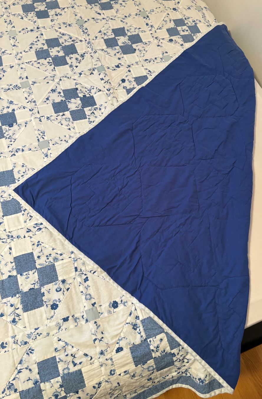 Coperte: PATCHWORK Decke/Bettüberwurf (Handarbeit) – Nuovo (secondo la descrizione) da Zürich venduto da Tzhkely24 3