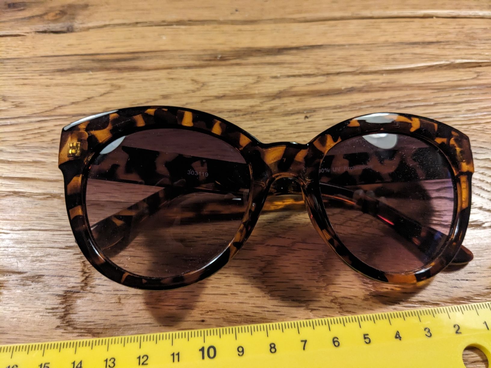 Occhiali & Lenti: Sonnenbrille im trendigen Schildpattmuster – Usato da Basel venduto da labaffe01 1