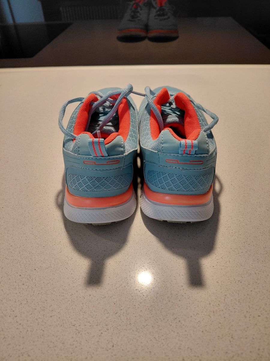 Scarpe da donna: Frauen Sportschuhe - Gr.39 – Nuovo (secondo la descrizione) da Grenchen venduto da lia51 2