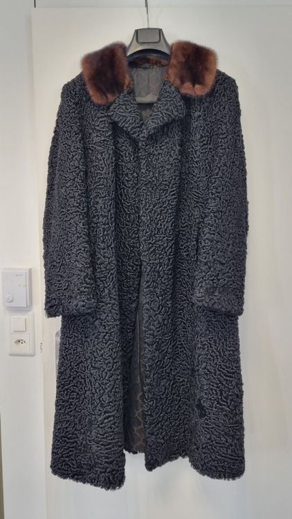 Cappotti: Manteau Fourrure Astrakan Vintage Pelz-Piro St. Jngbert – Usato da Genève venduto da pao_8srw 6