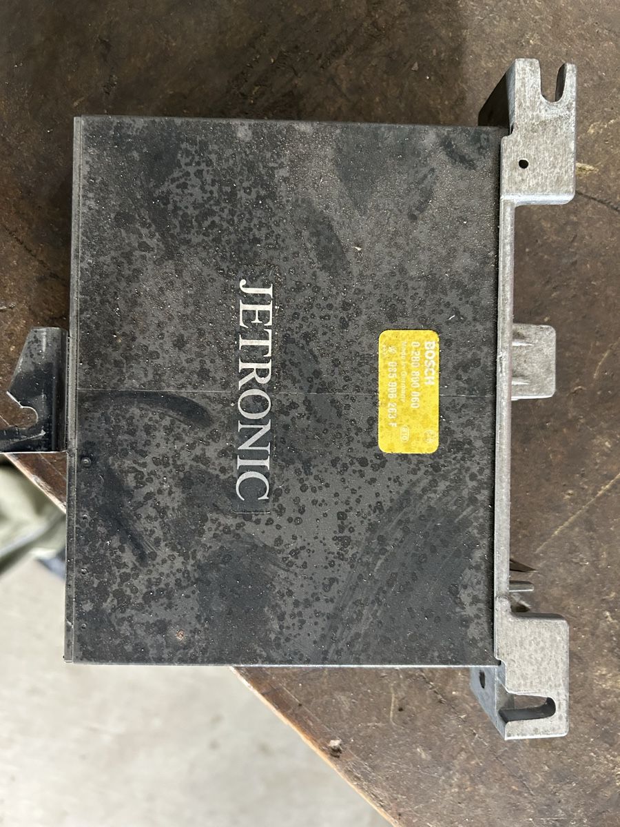 Bosch Tutti pezzi di ricambio auto: Bosch Jetronic 0 280 810 060 Steuergerät – Usato da Rikon im Tösstal venduto da Ventil1978 1