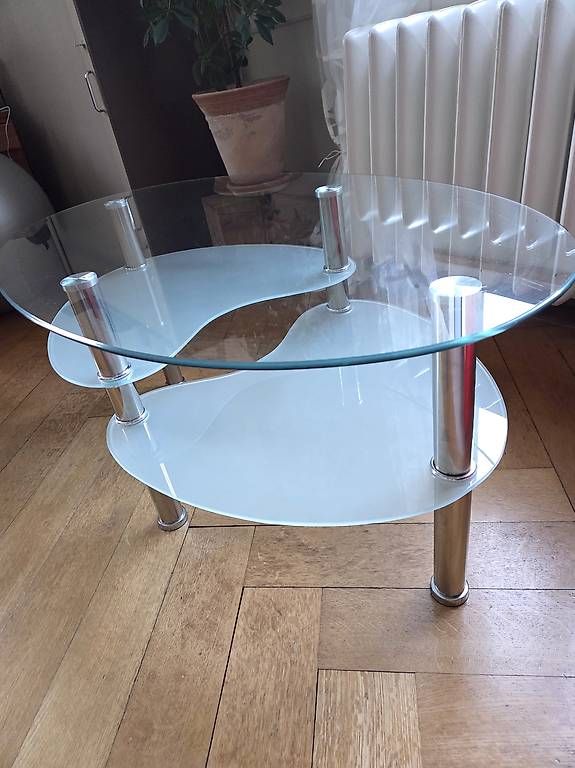 Tische: Salontisch Glas – Gebraucht aus Baden von Hobert