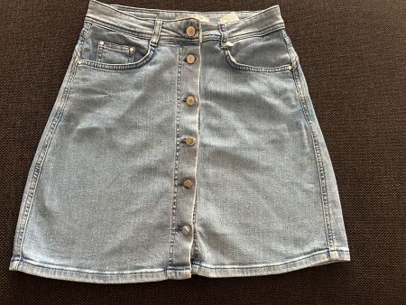 Jolie jupe en jeans taille 36