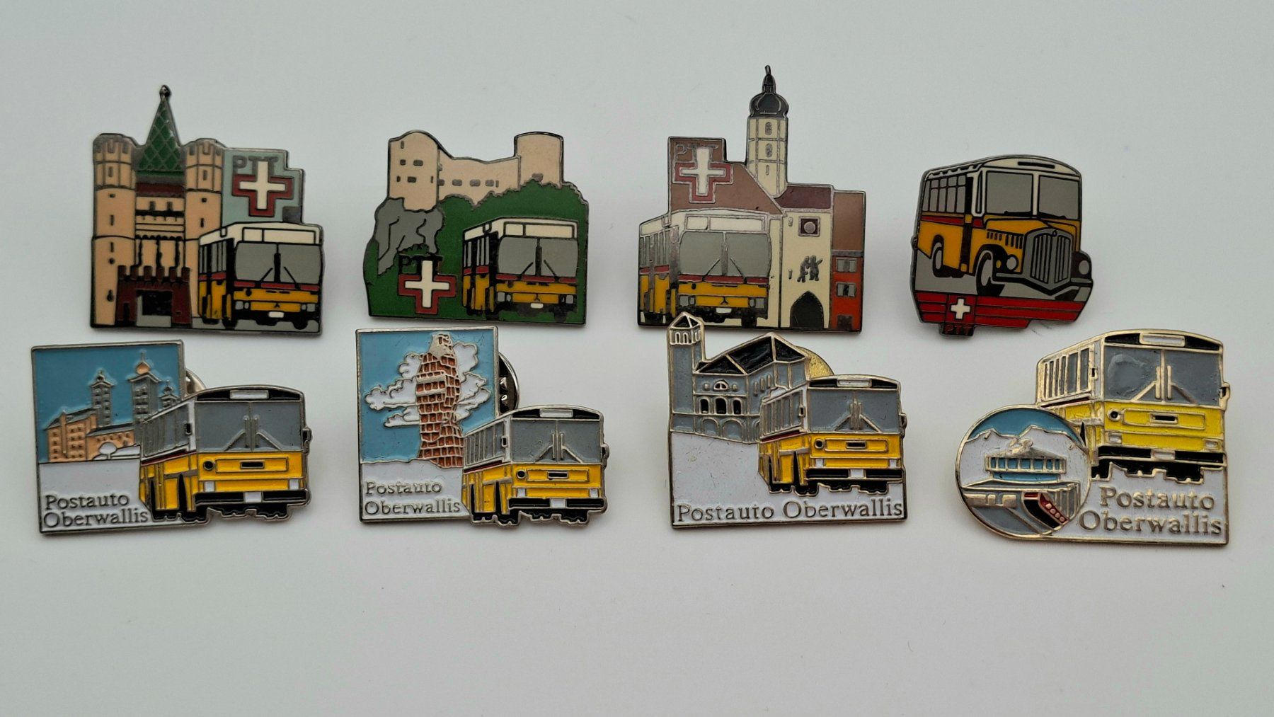Plaketten & Abzeichen: 8 Postauto Pins PTT – Gebraucht aus Kriens von Wolly85