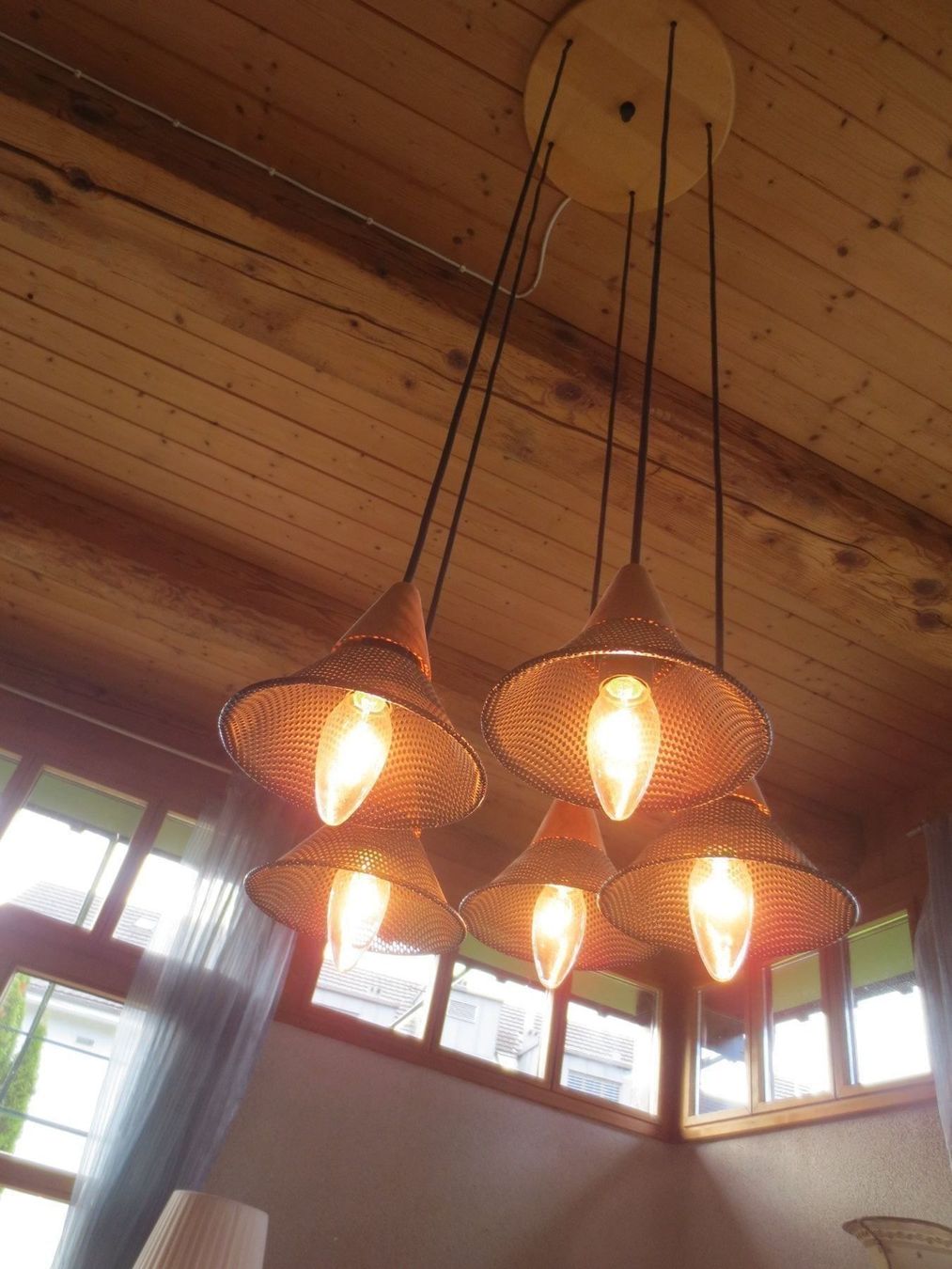 Lampade: Hängelampe mit 5 kleinen Lämpchen – Usato da Männedorf venduto da Livingston 2