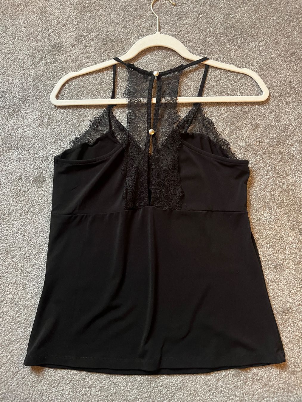 Top: schwarzes Top mit Spitze, Gr. XS - Spitzentop – Usato da Kriessern venduto da loolah 2